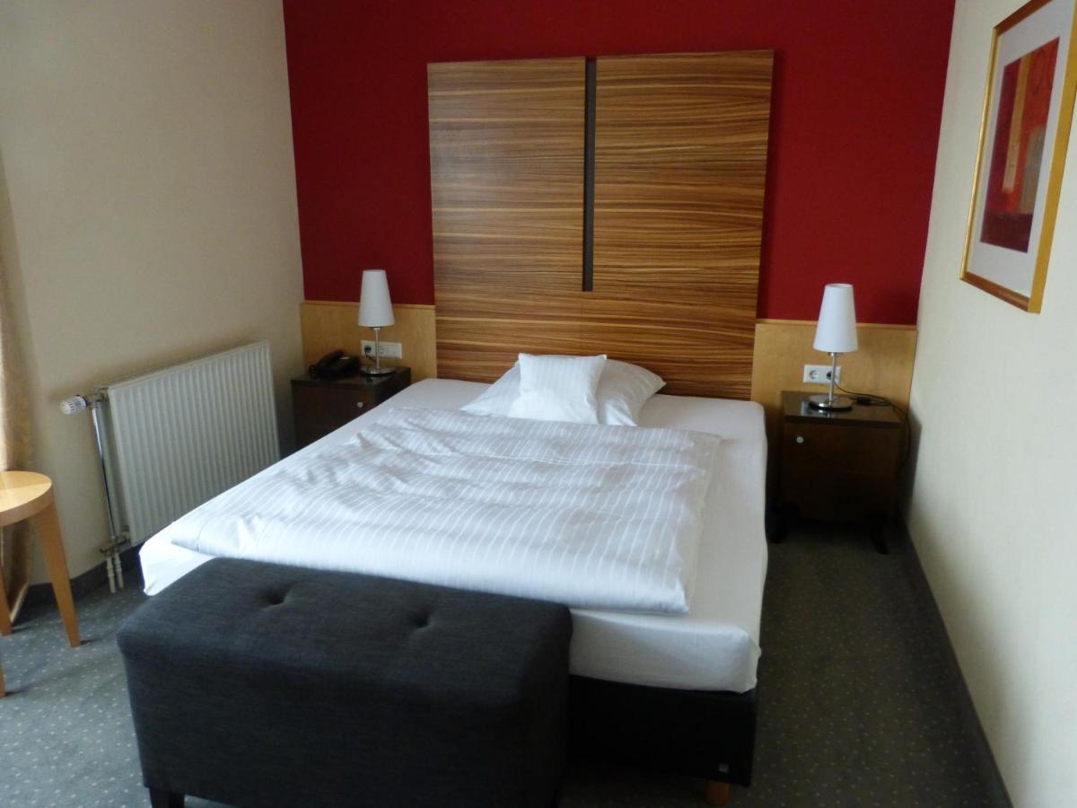 Hotel Roshop Barnstorf Экстерьер фото